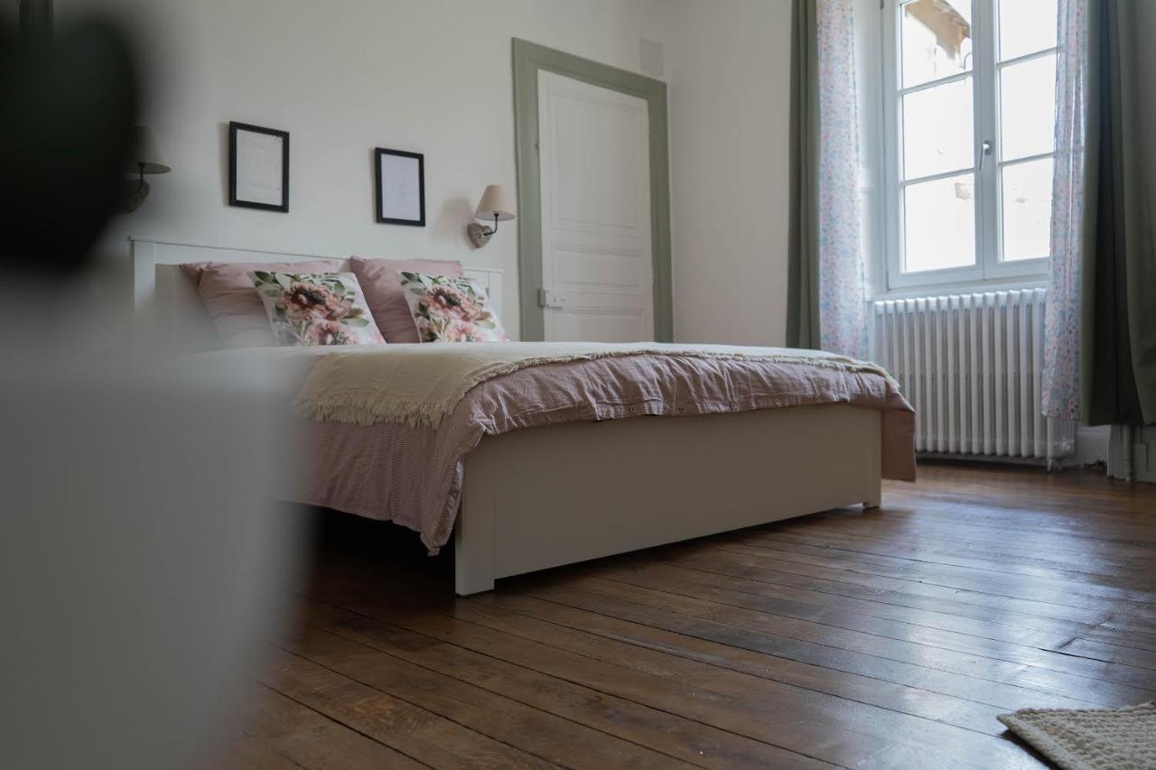 Un Dimanche Chez Julie Chambre Leontine Parthenay Luaran gambar